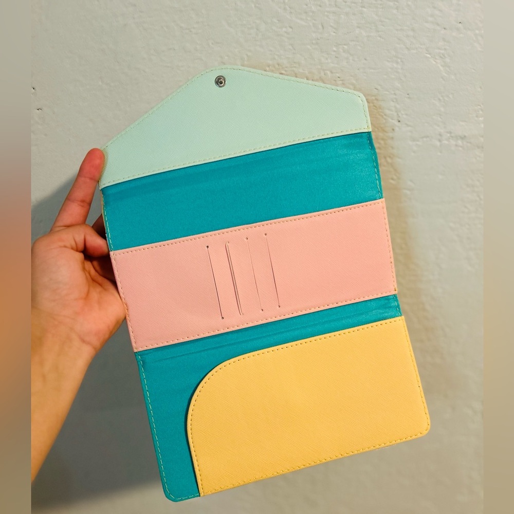 Colorful wallet - Picture 3 of 3